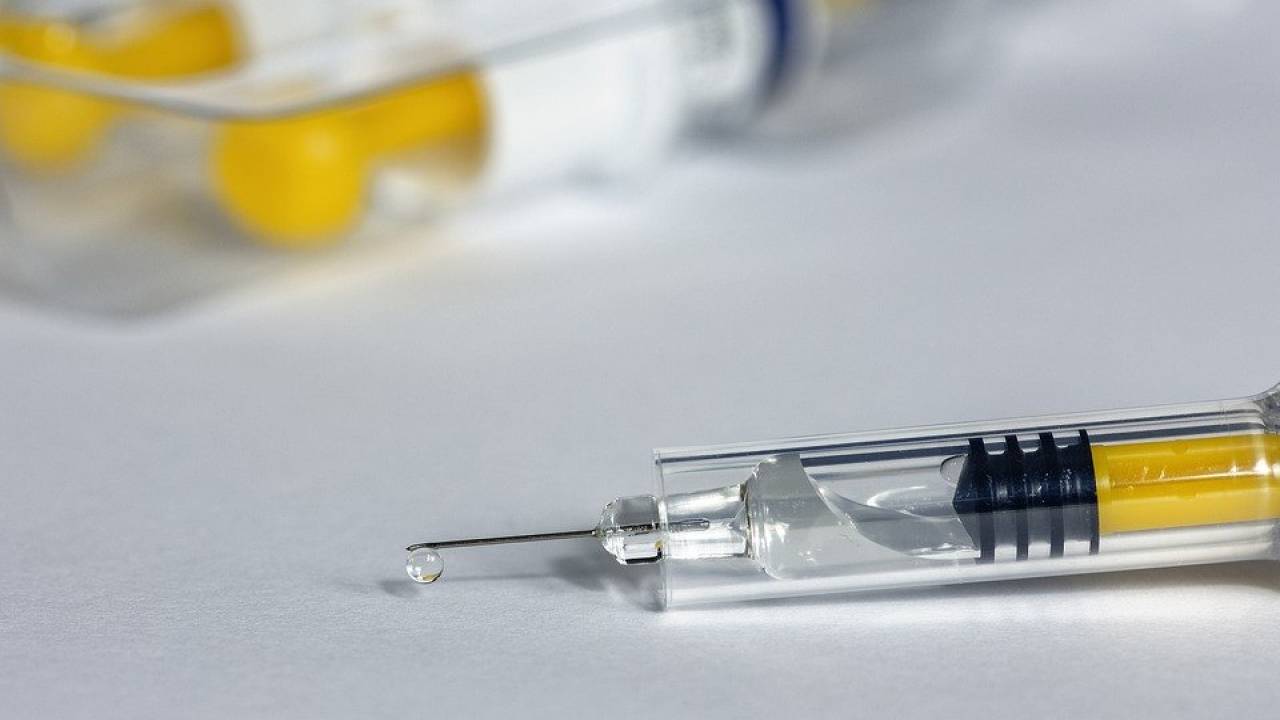 10 млн человек планирует вакцинировать Минздрав в Казахстане