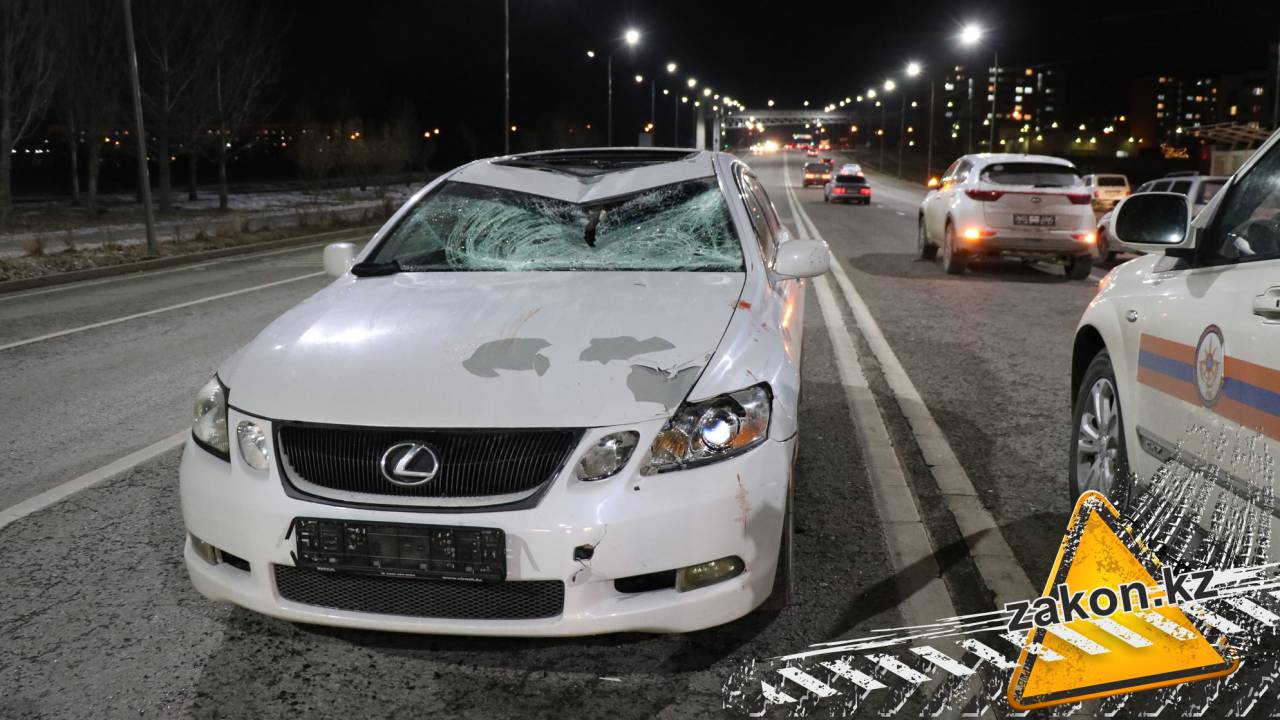 Пешехода дважды сбили на переходе в Алматы
