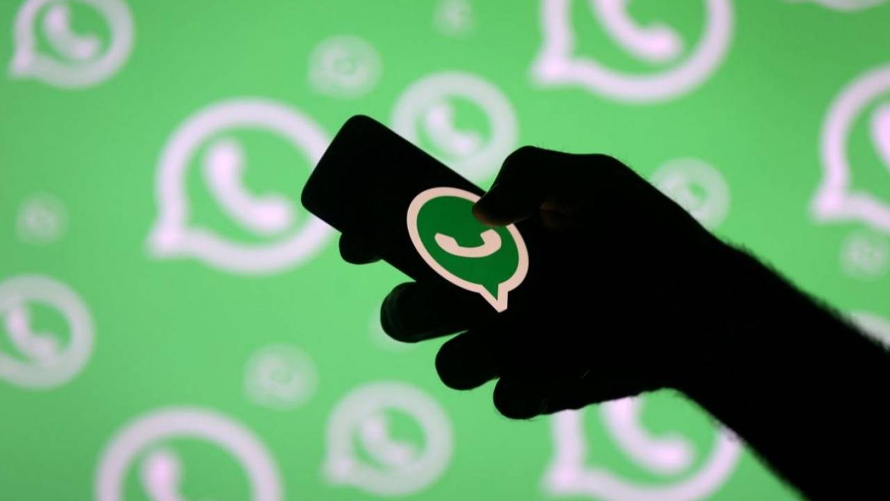 "Новыми" правилами WhatsApp встревожены казахстанцы