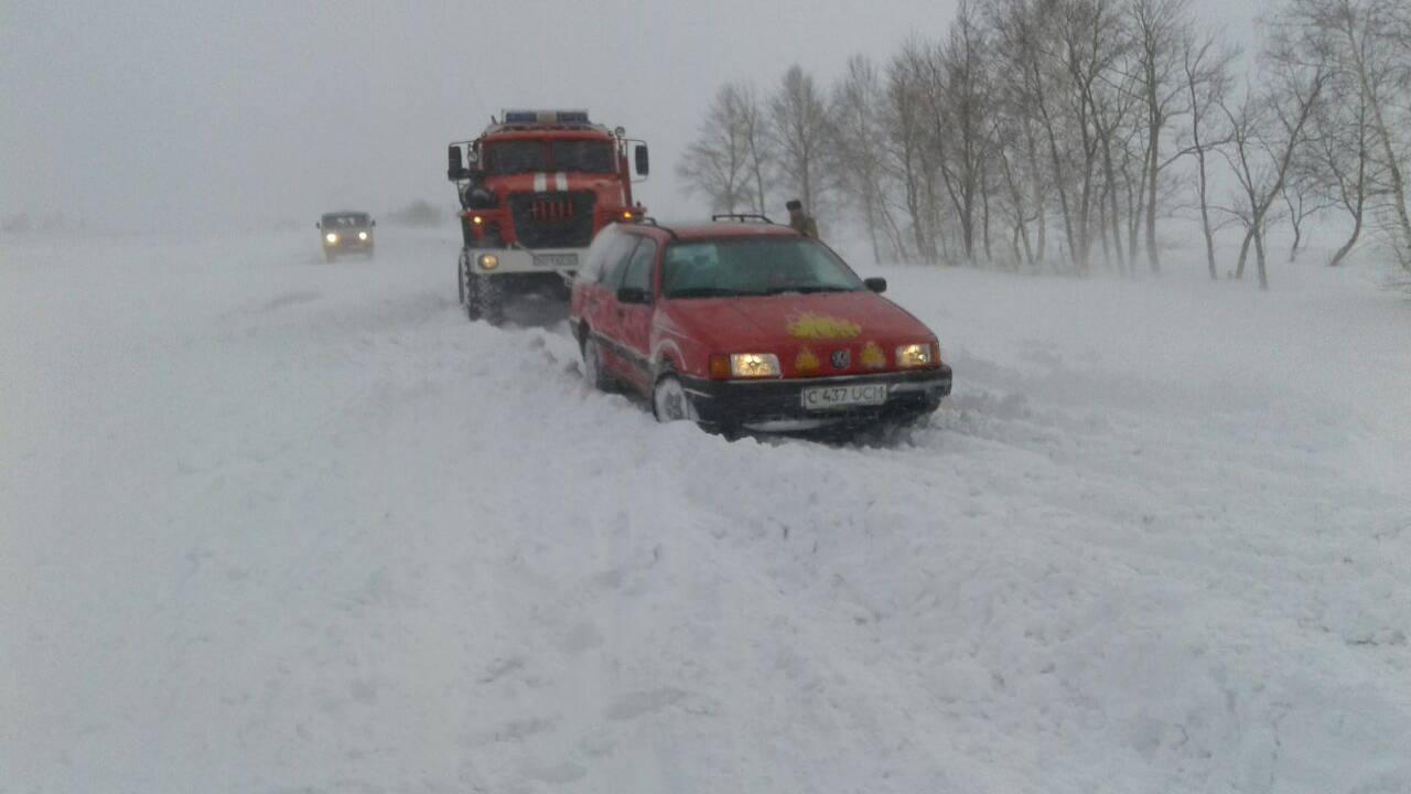 Трассу в Алматинской области закрыли из-за непогоды