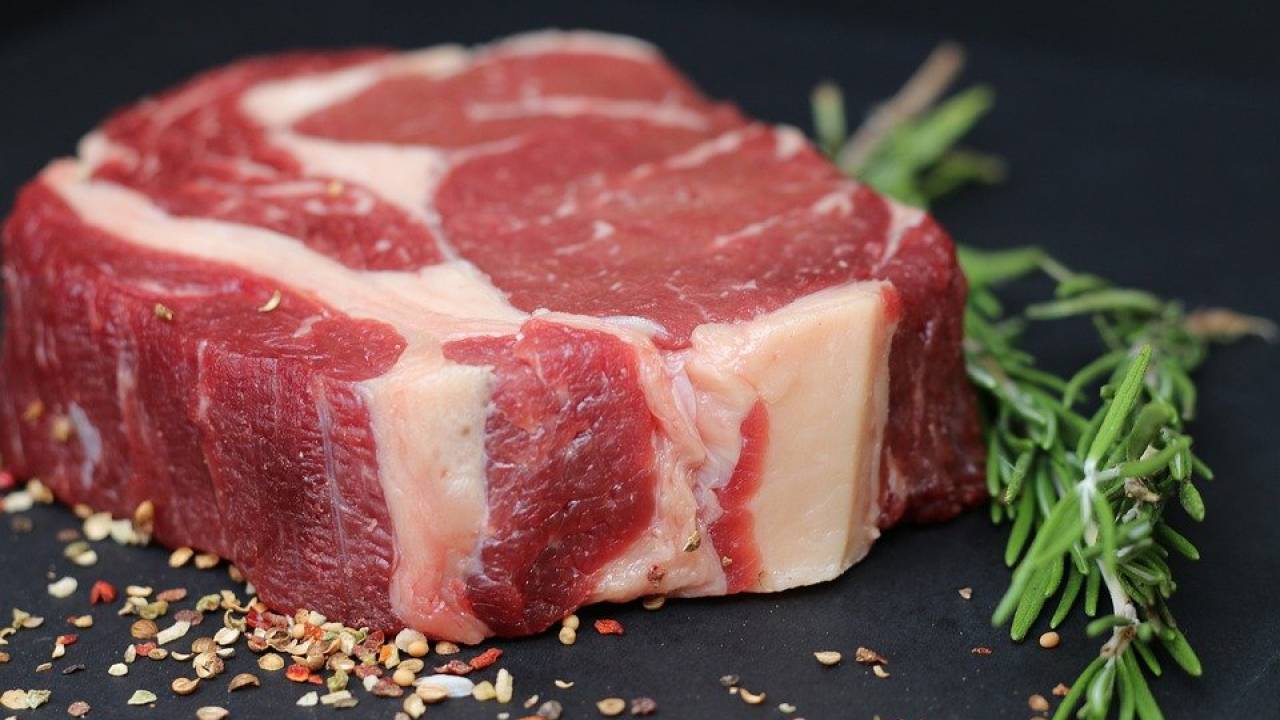Цены на мясо сильно выросли в Казахстане