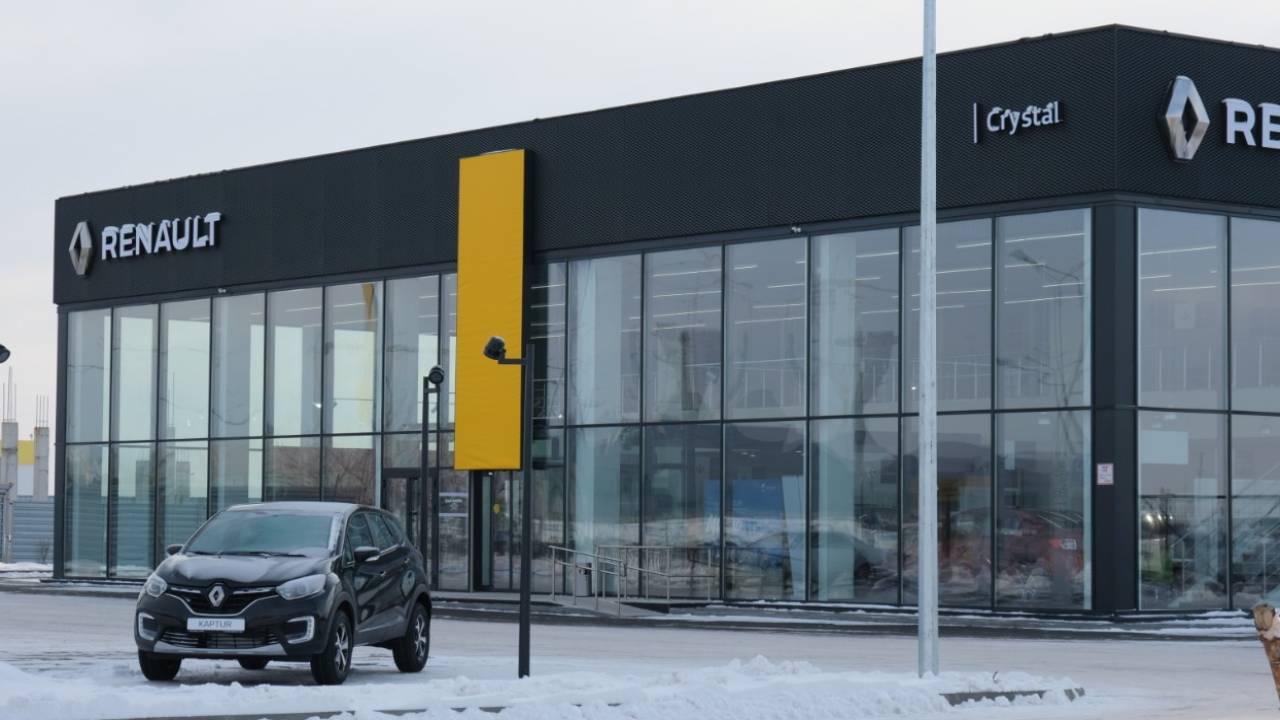 В Нур-Султане открылся новый дилерский центр Renault Crystal