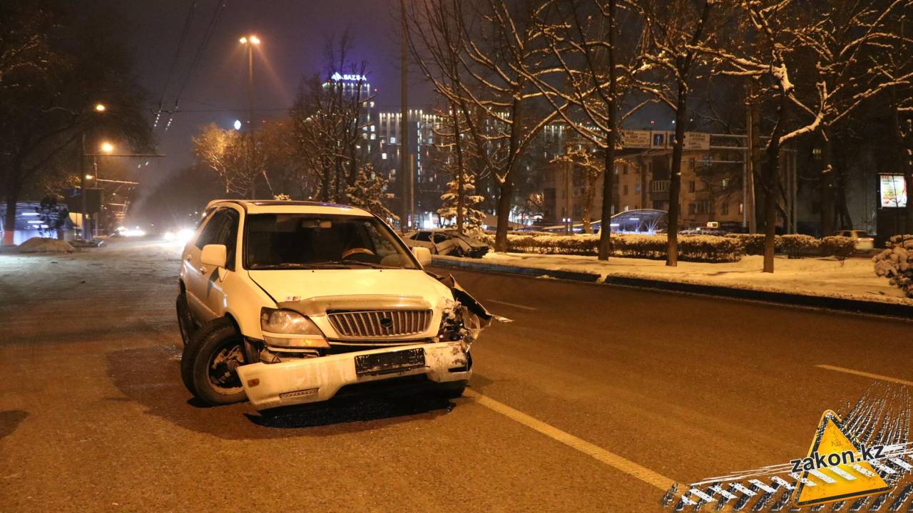 Водитель Алматы узнал цену неудачного маневра