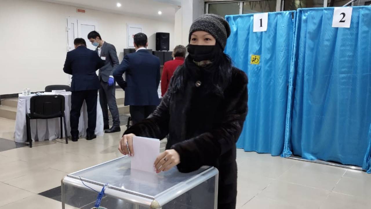 Жители Акмолинской области активно голосуют на выборах
