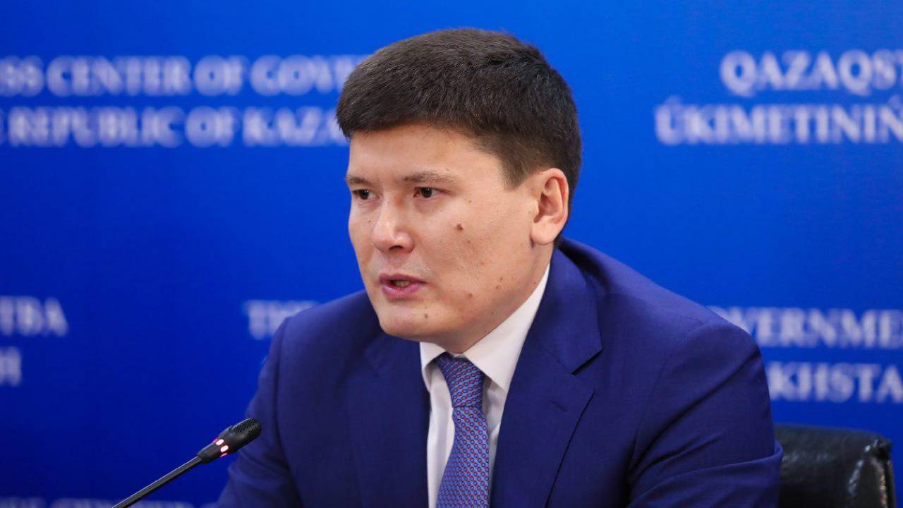 Бекетаев освобожден от должности вице-министра финансов