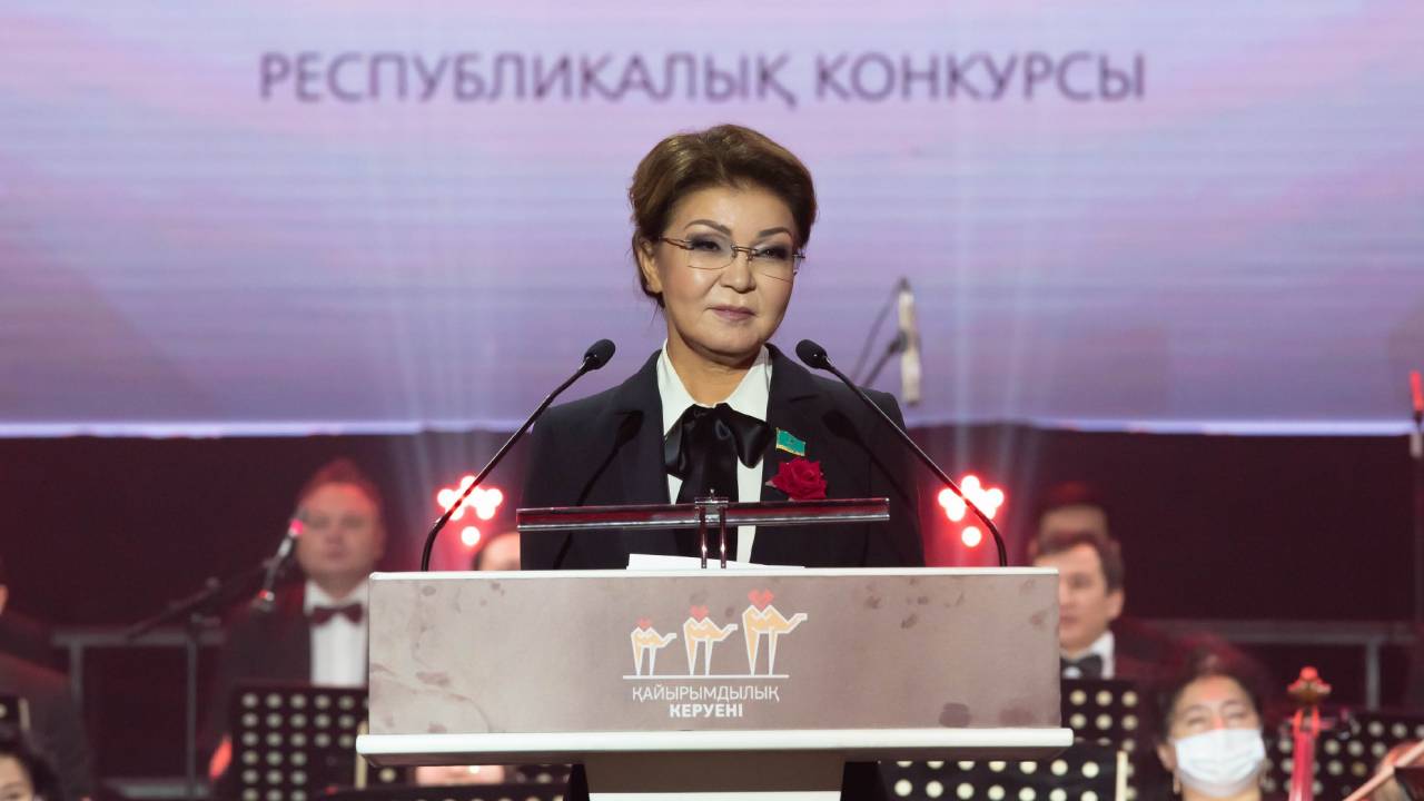 Фонд Нурсултана Назарбаева наградил самых благородных и отважных