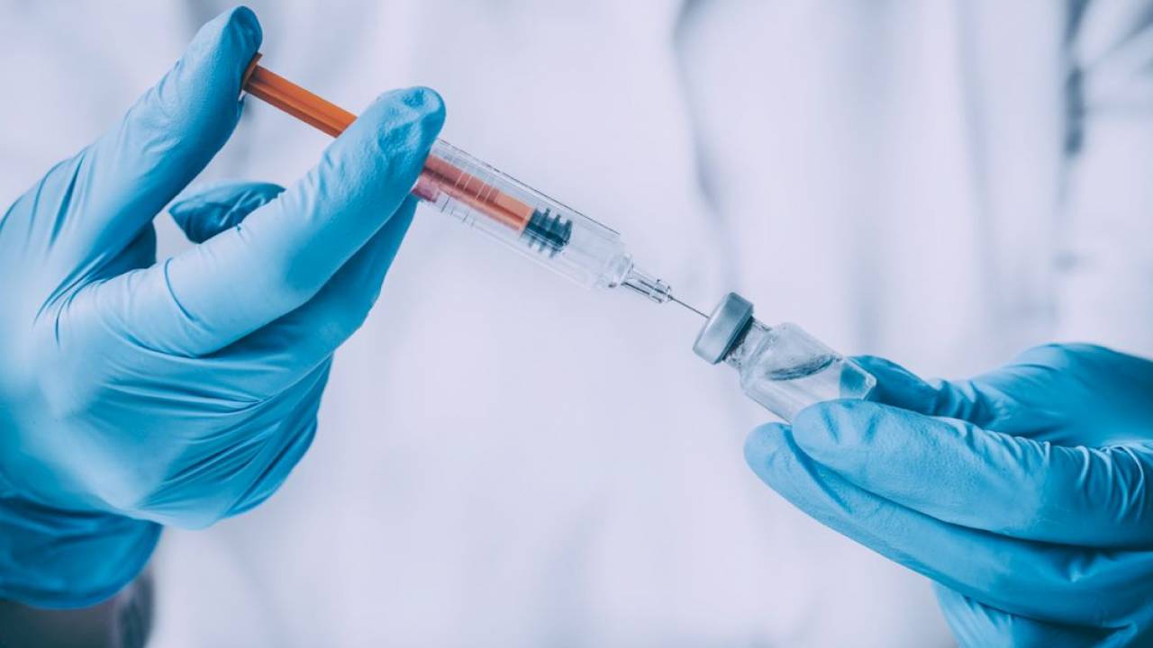 Некорректно сравнивать казахстанскую и российскую вакцины от коронавируса
