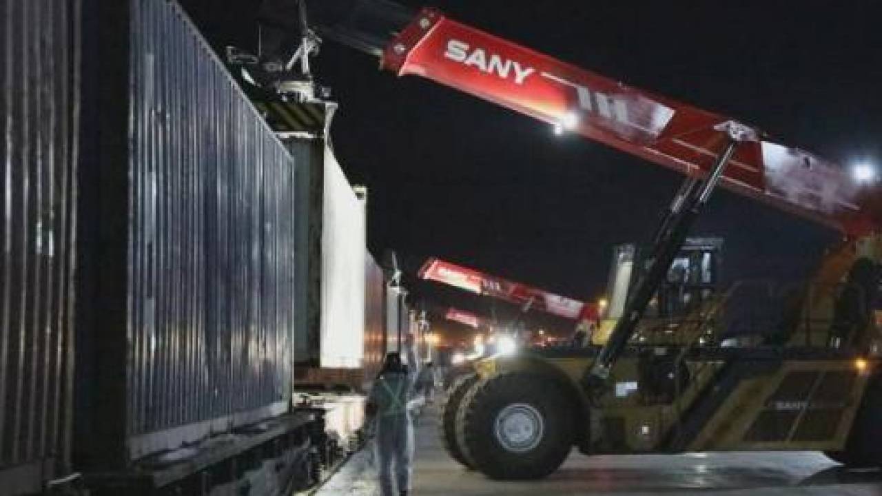 800 тонн удобрений из Узбекистана через Хоргос отправлены в Сиань
