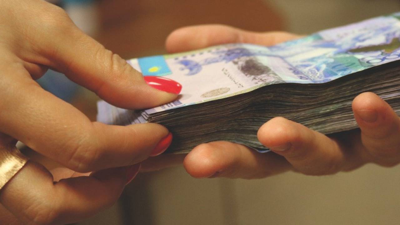Более 14 млн тенге присвоила мошенница в Актобе