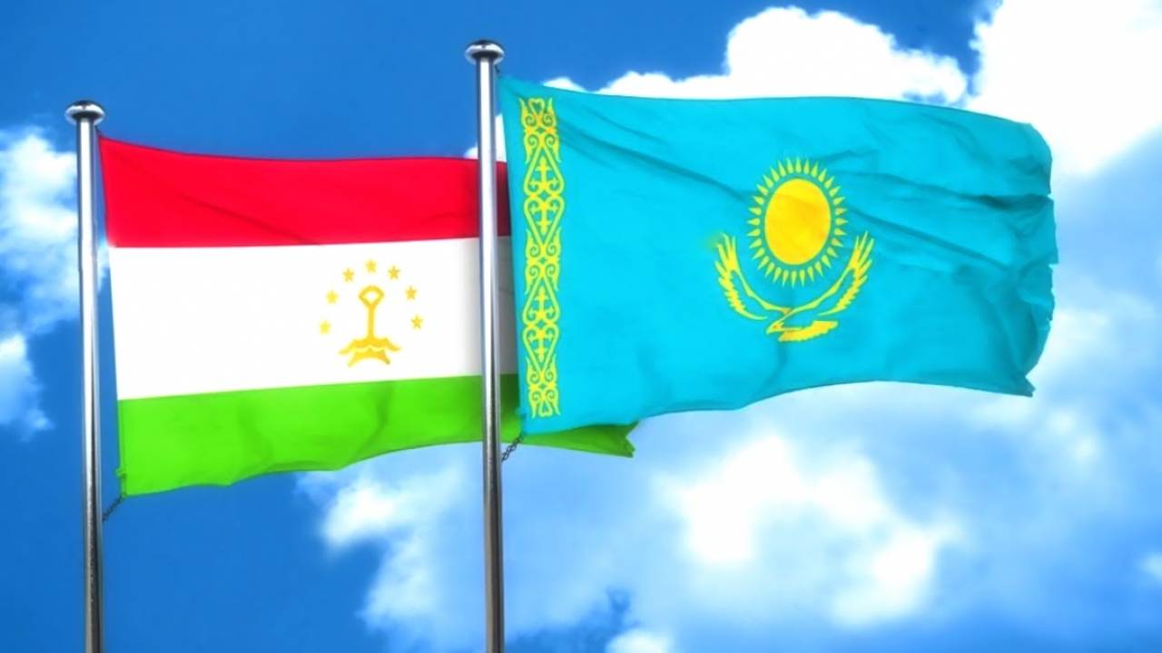 Казахстан заинтересован в совместном развитии промышленной кооперации с Таджикистаном