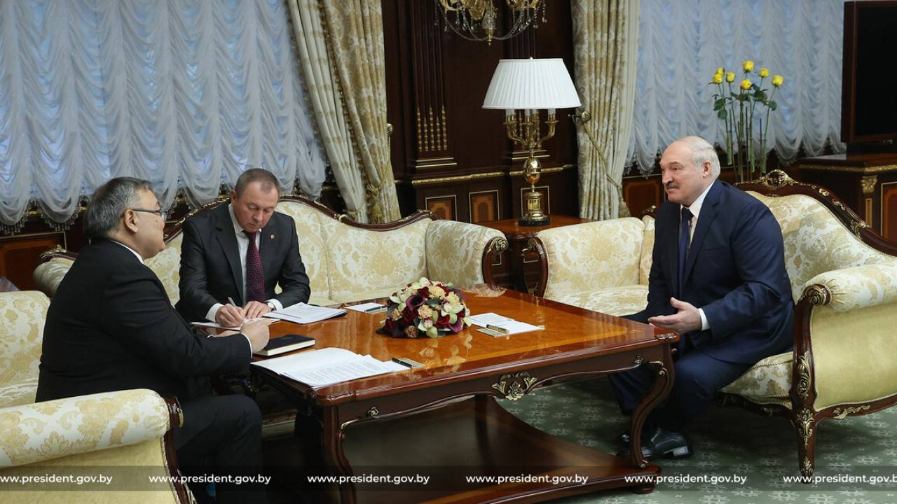 Лукашенко о визите Токаева: Было бы неплохо