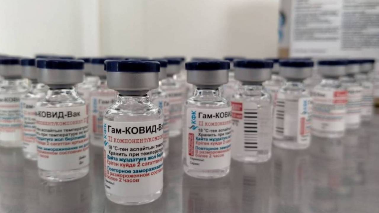Минздрав дал прогноз по коронавирусу с учетом вакцинации