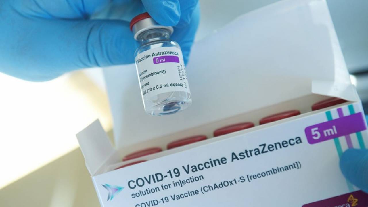Минздрав РК не торопится закупать вакцину AstraZeneca