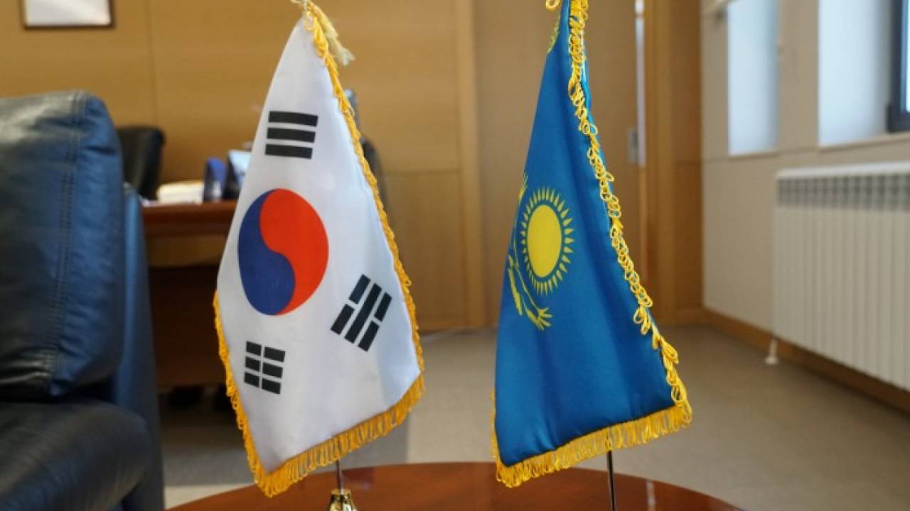 Нелегальные мигранты из Казахстана гибнут в Корее без медпомощи – депутат