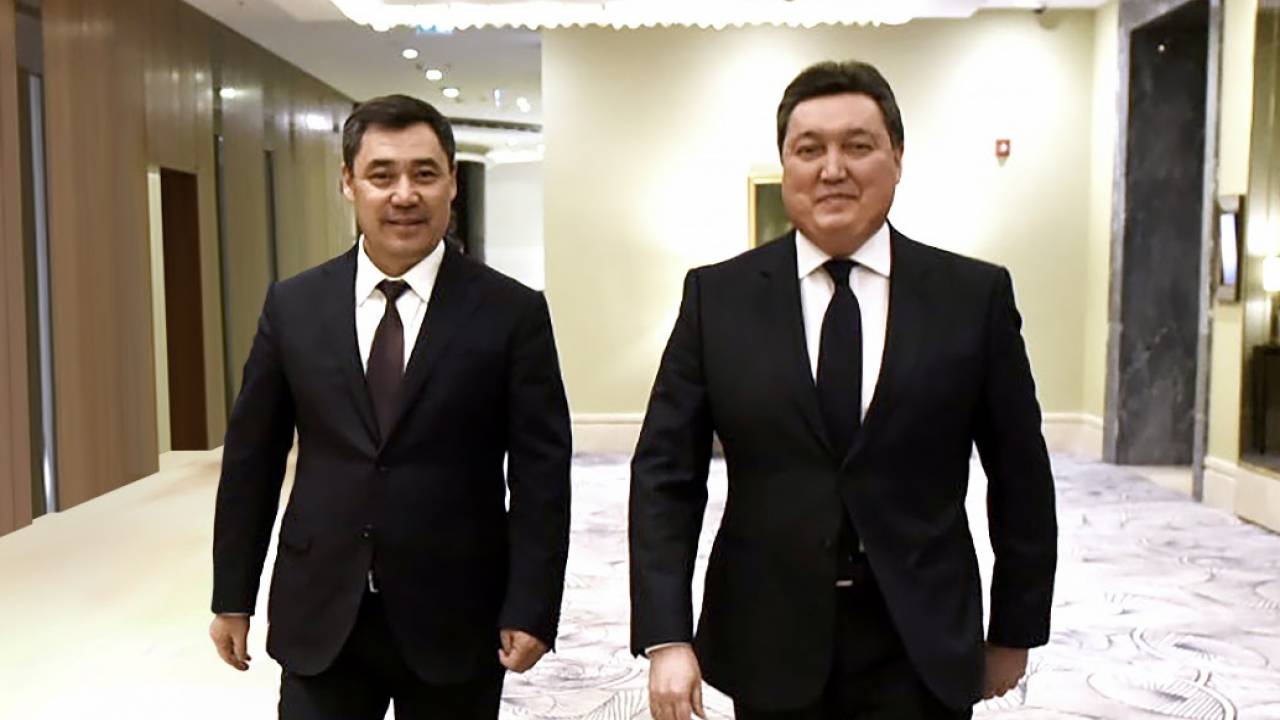Премьер-министр РК провел переговоры с президентом Кыргызстана