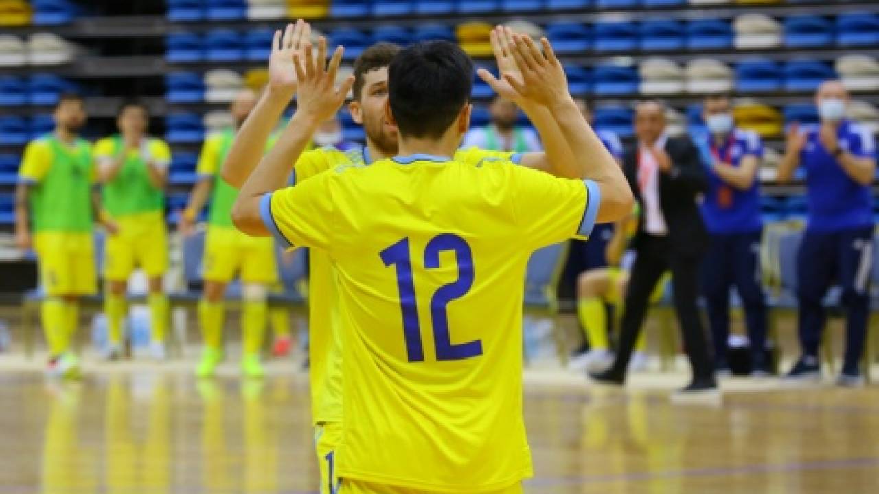 Сборная Казахстана разнесла Беларусь в отборе на ЕВРО-2022