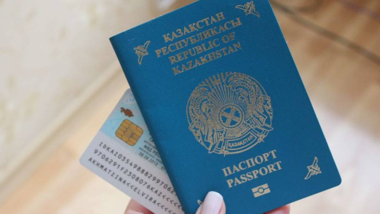 Женщина 15 лет скрывала двойное гражданство в Павлодарской области