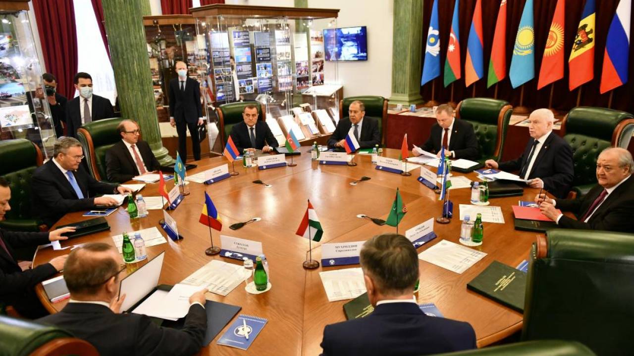 Глава МИД РК обсудил в Москве вопросы региональной безопасности