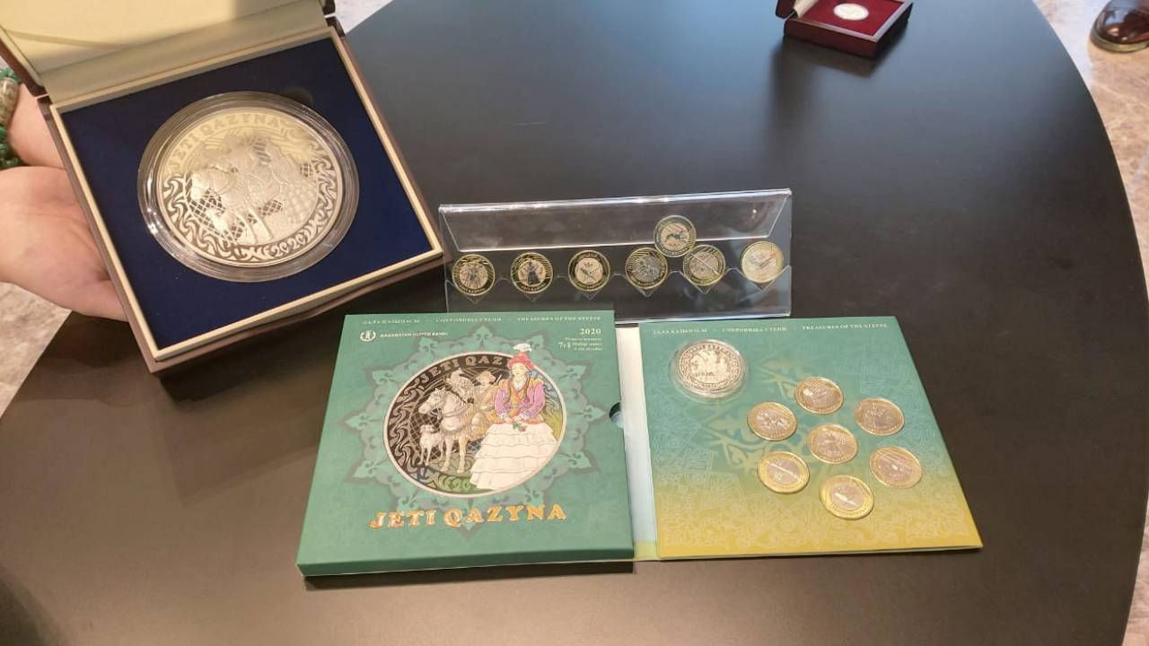 Нацбанк прокомментировал изменения правил продажи и выкупа коллекционных монет