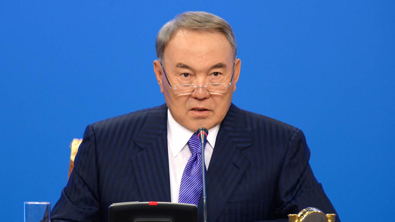 Назарбаев предложил строить госполитику по-новому
