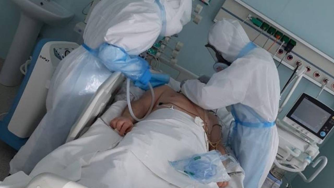 Смертность от коронавируса и пневмонии в Казахстане не снижается