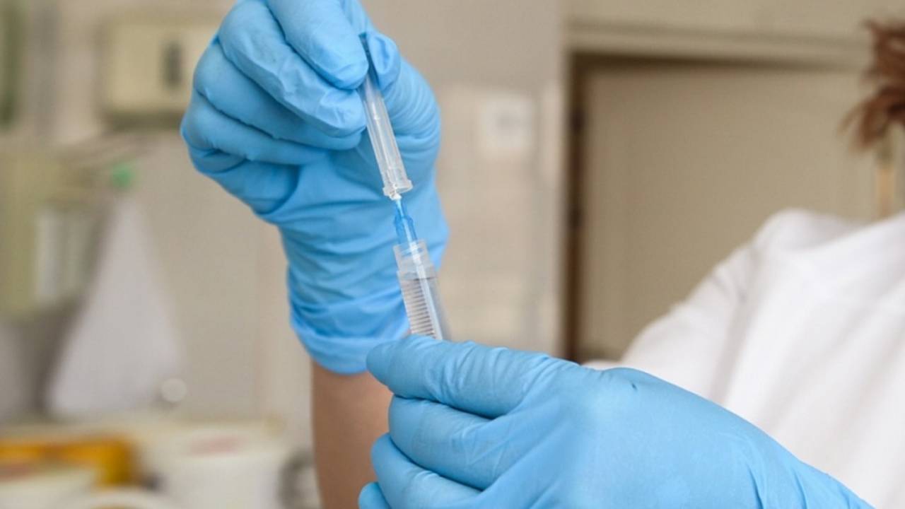 В каких больницах и ТЦР Алматы можно будет получить прививку от коронавируса