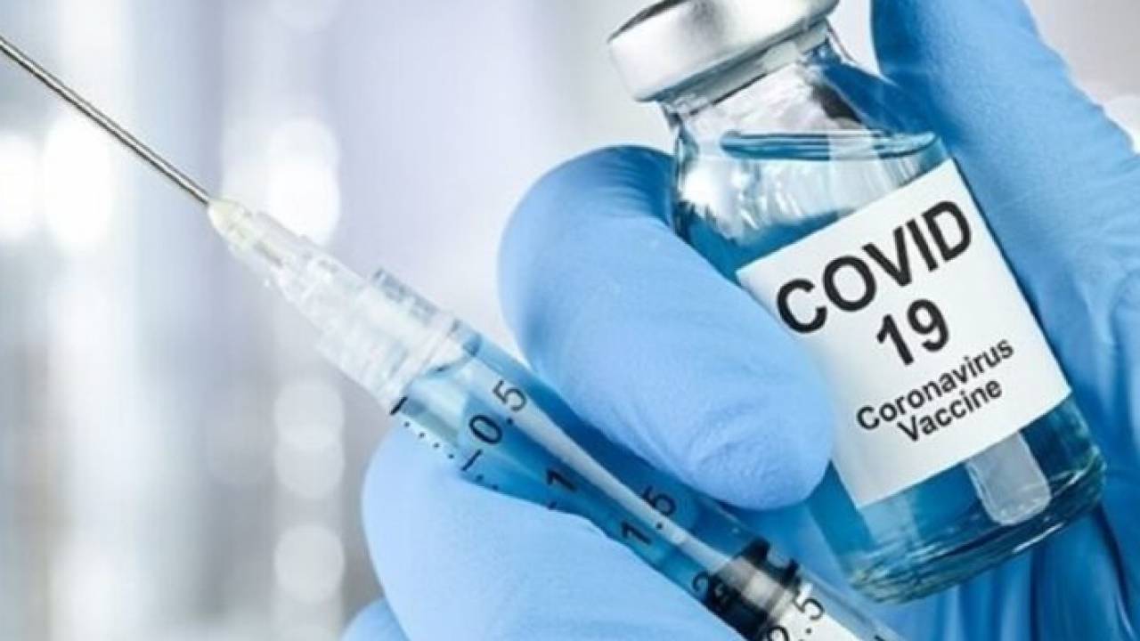 Вакцина от короновируса не вызывает заболевания  - эксперт