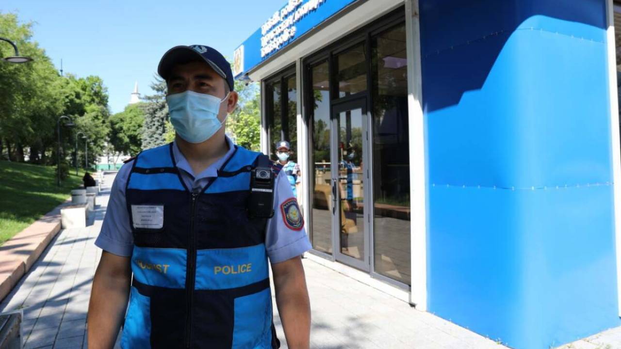 Глава МВД оценил работу модульных постов полиции в Алматы