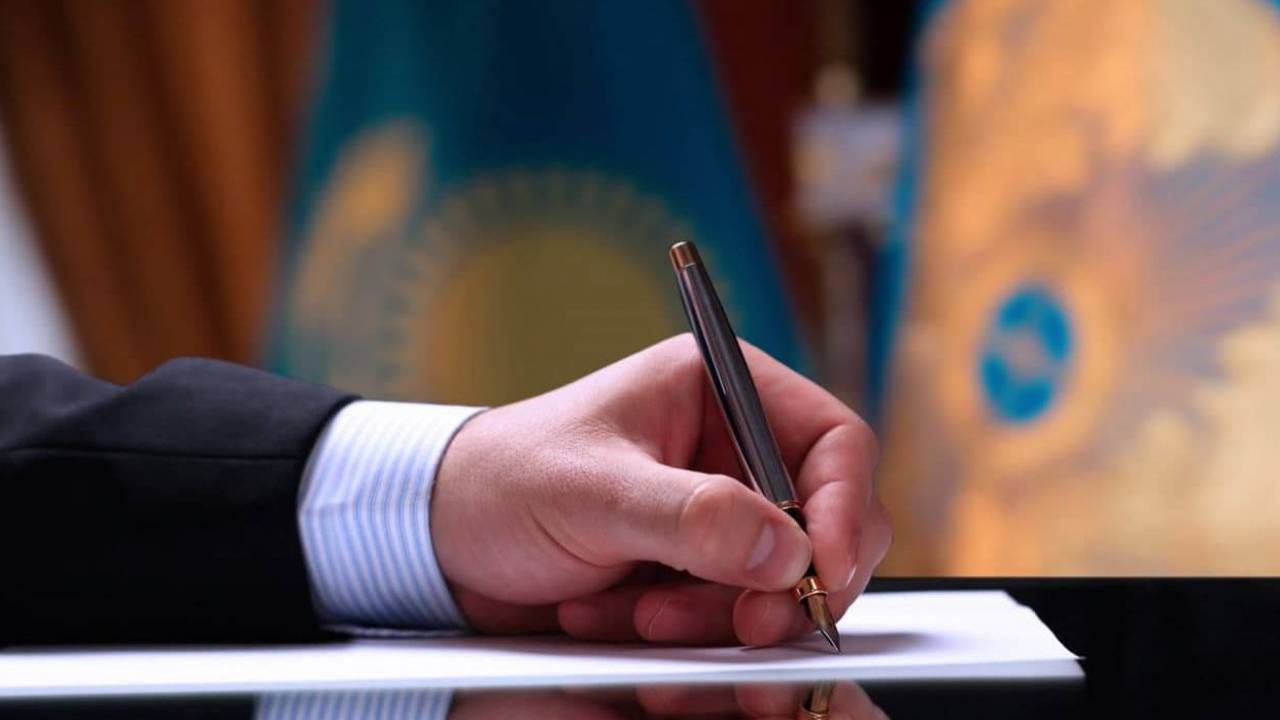 Какие изменения ждут казахстанцев в июне