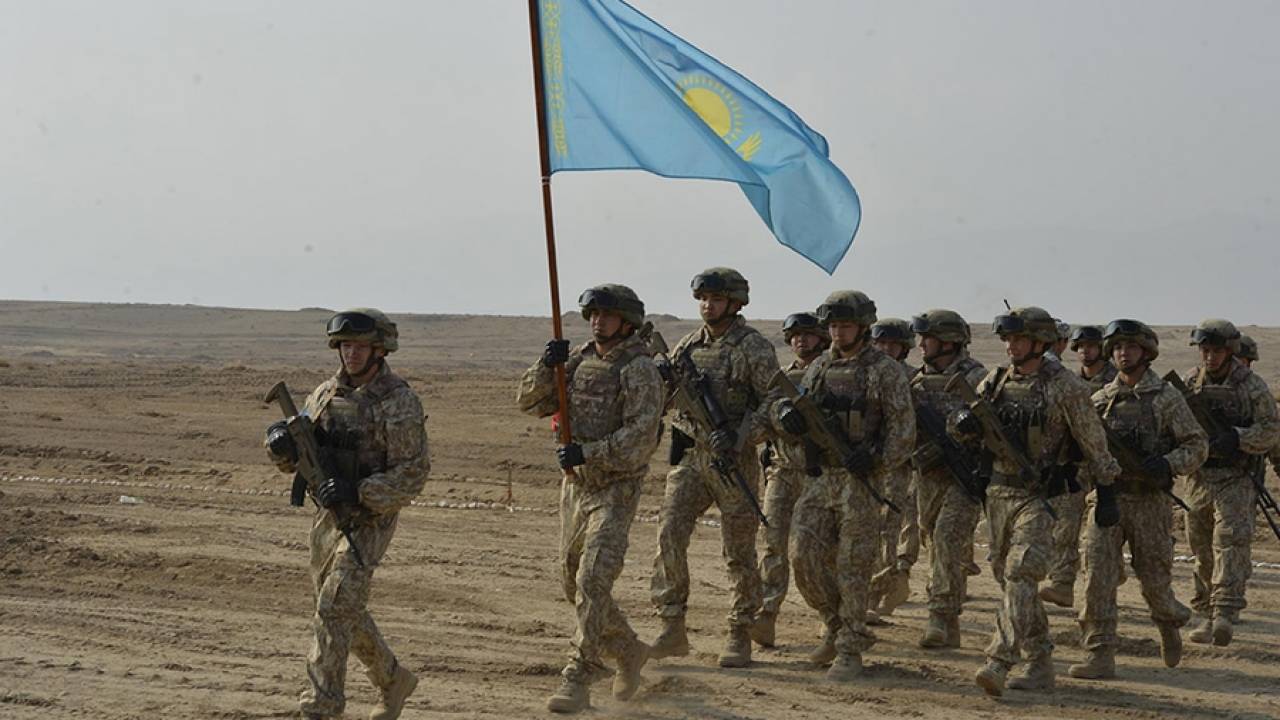 Казахстан намерен подписать соглашение с Афганистаном о военном сотрудничестве