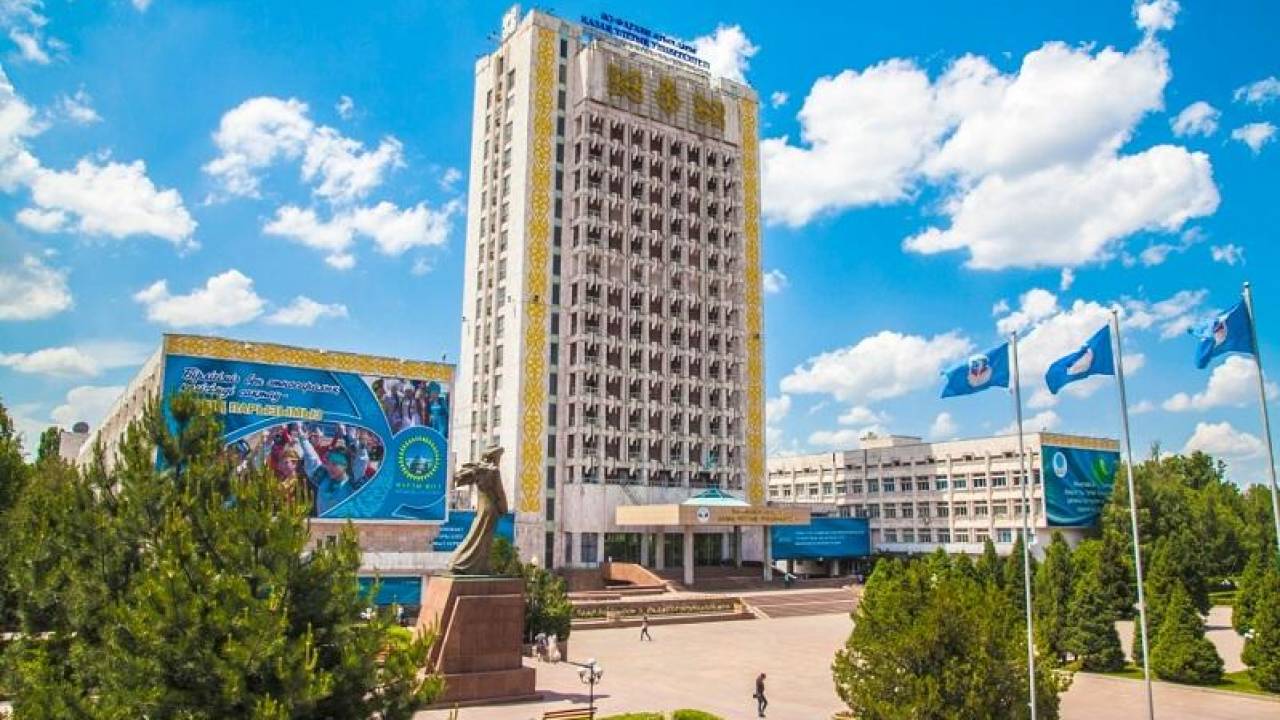 Национальный рейтинг востребованности вузов составили в Казахстане