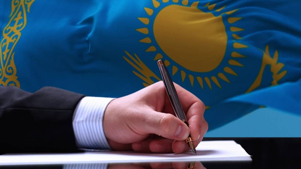 Подсчитан средний возраст акимов в Казахстане