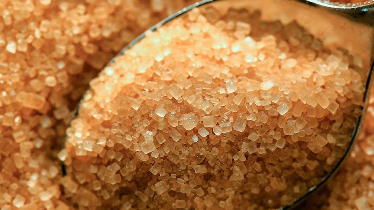 Производителям сладостей и напитков предоставят льготы на ввоз сахара в Казахстан