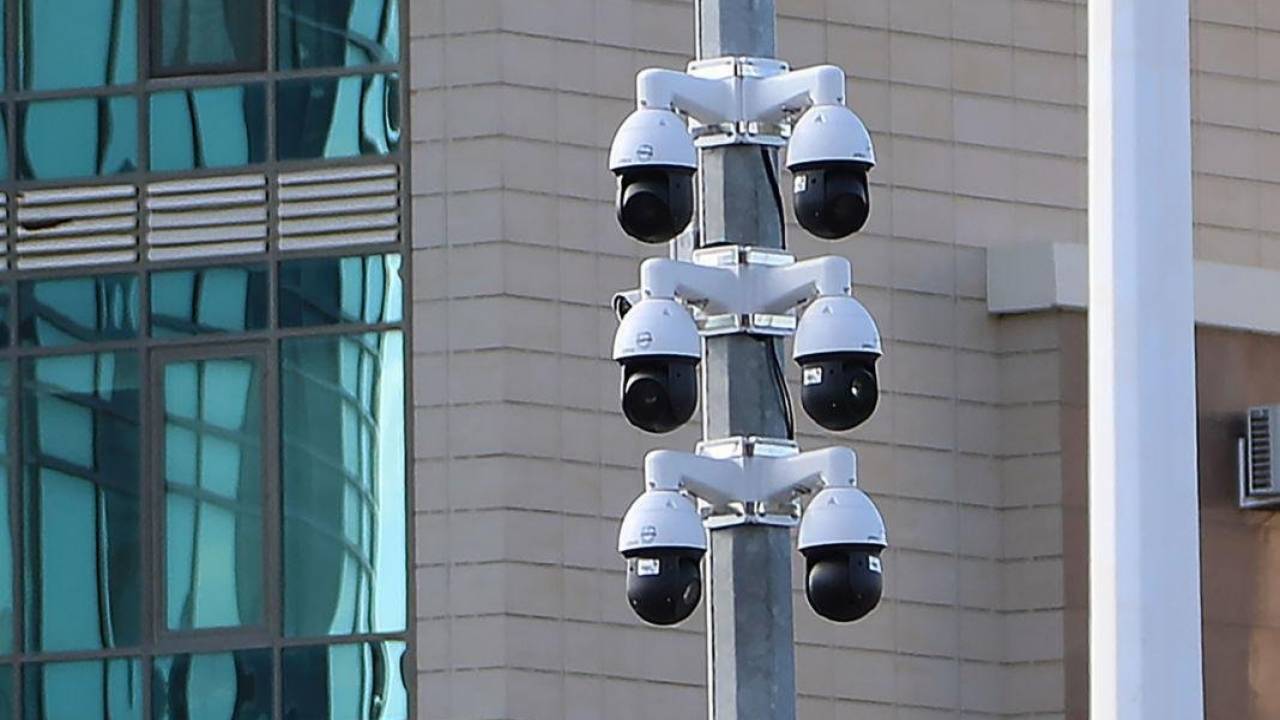 В Алматы в общественных местах установят 3 тысячи камер