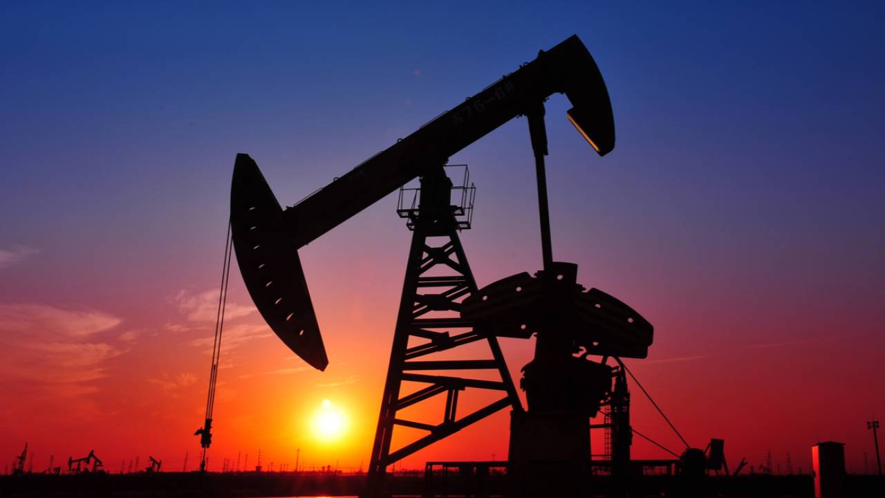 Дефицита нефти в Казахстане не будет