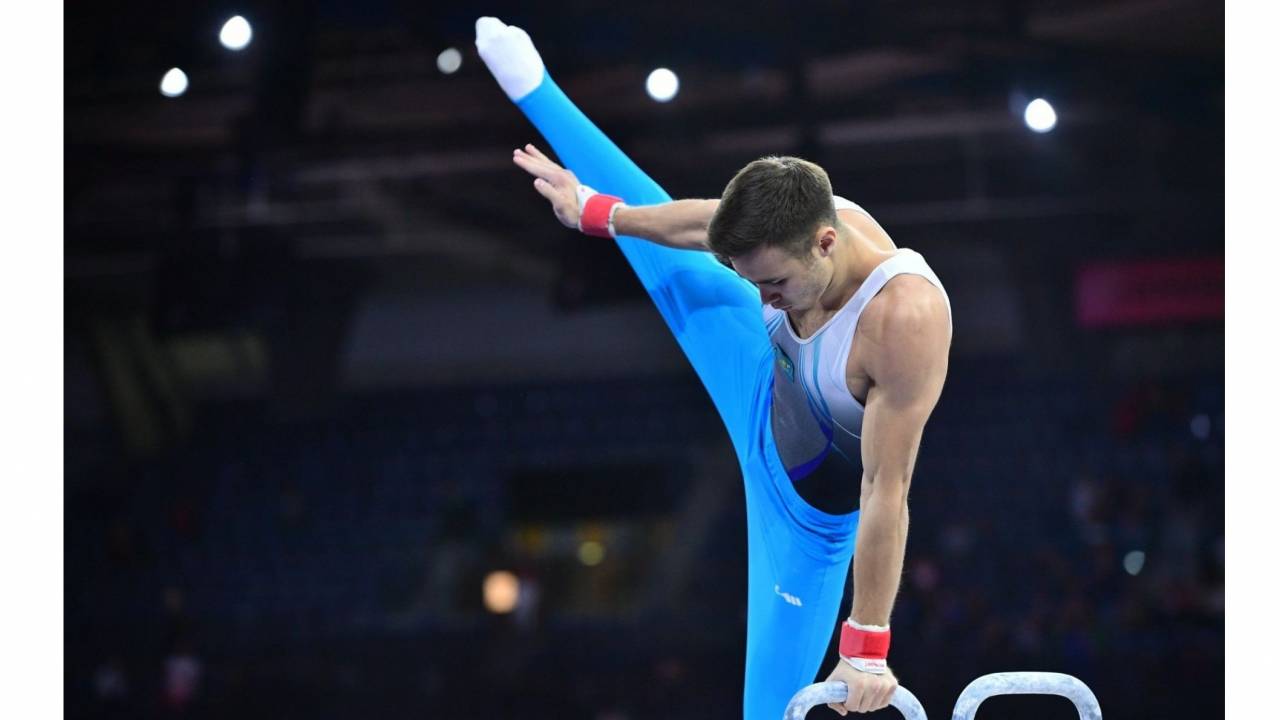 Казахстанец завоевал "серебро" на Кубке мира по спортивной гимнастике