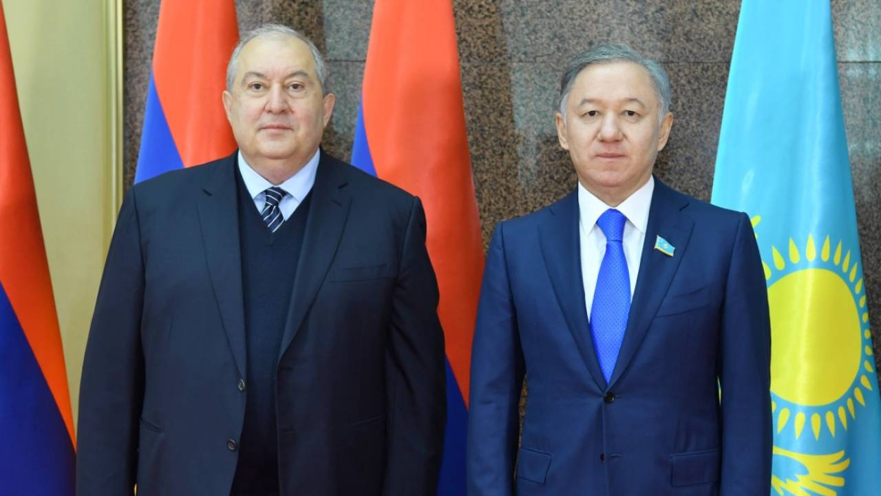 Нигматулин встретился с президентом Армении 