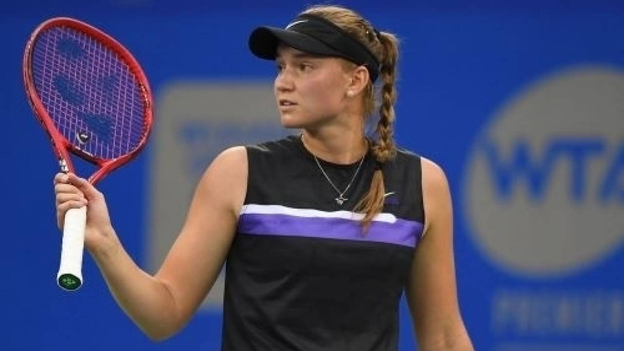 Первая ракетка Казахстана вышла в полуфинал турнира WTA в Истборне