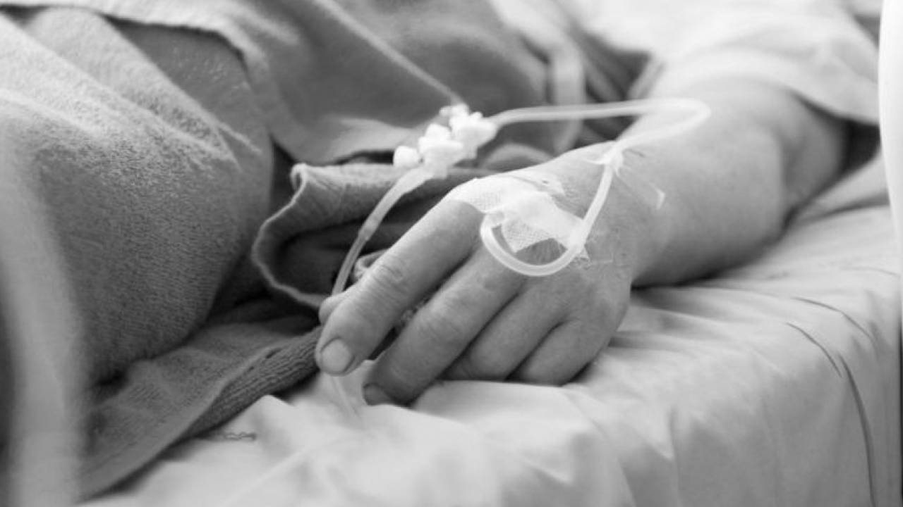 Восемь человек скончались от COVID-19 и пневмонии за сутки в Казахстане