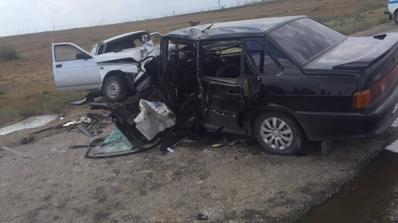 Двое водителей скончались в ДТП в Актюбинской области