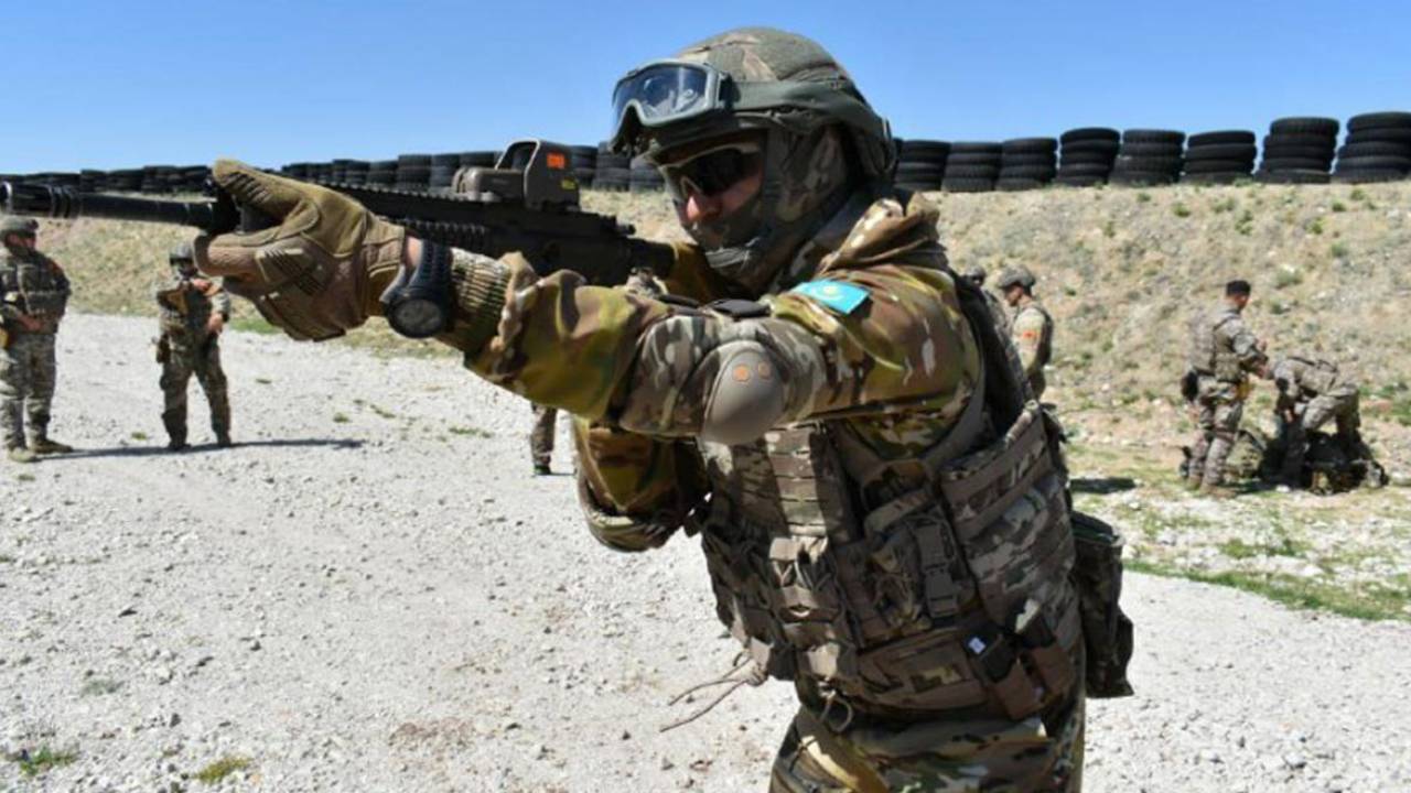 Казахстанские военные приняли участие в международных учениях в Турции