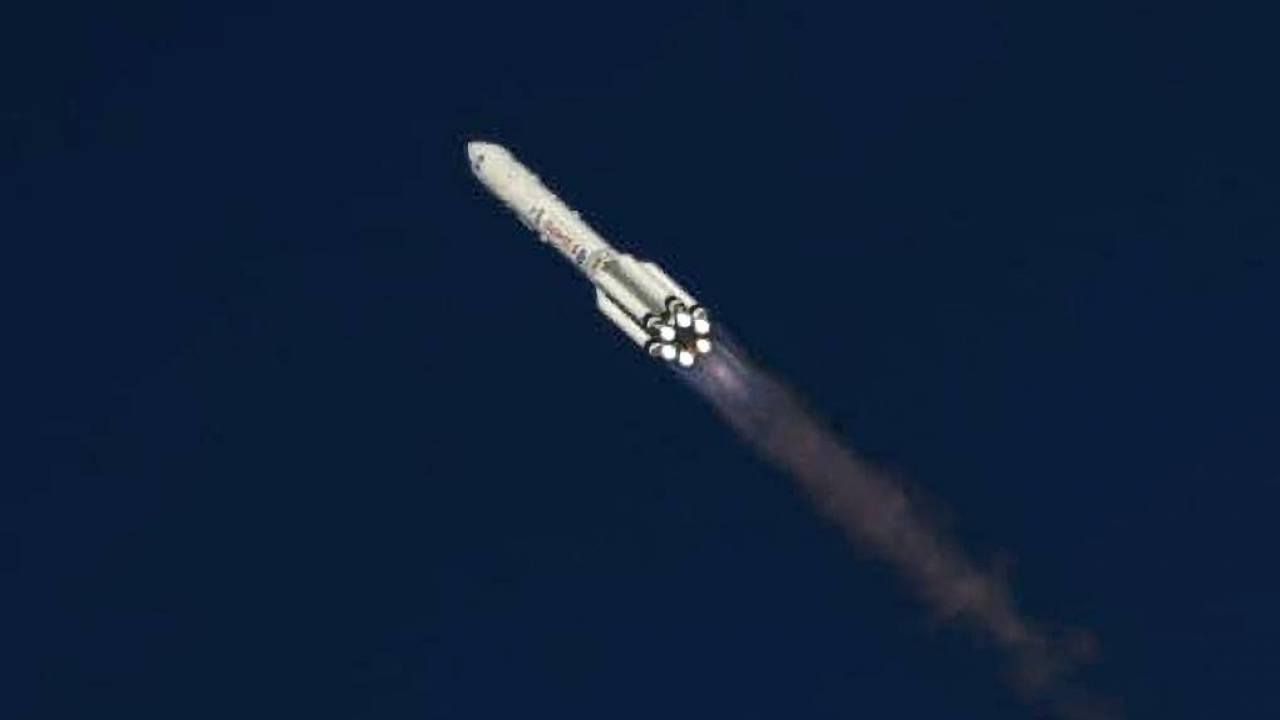 С космодрома Байконур запустили ракету "Протон-М"
