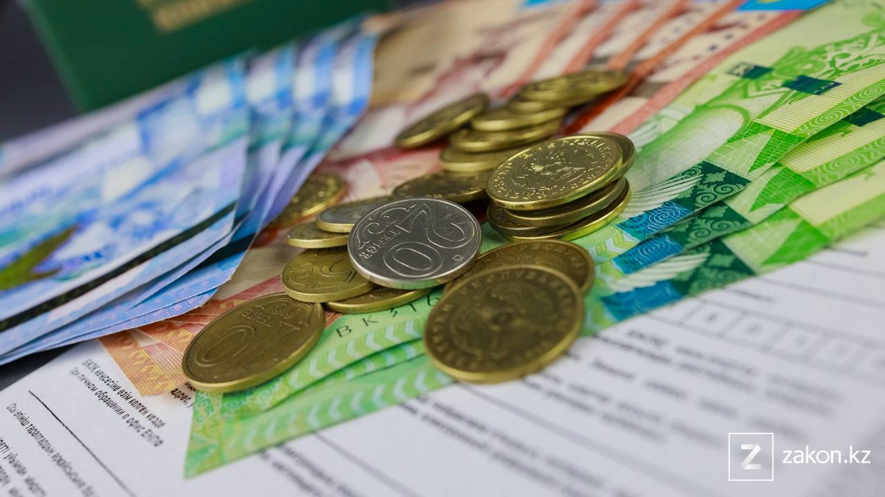 В Казахстане повысили ставку по краткосрочным депозитам на сентябрь