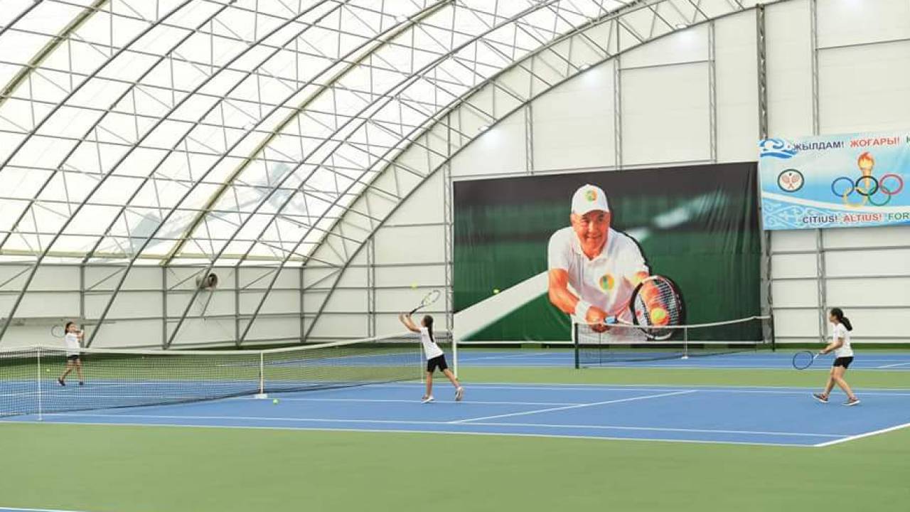 В Кызылорде открыт летний теннисный центр