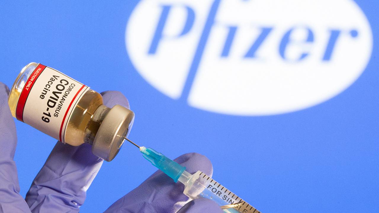 Вакциной Pfizer могут начать прививать детей в Казахстане