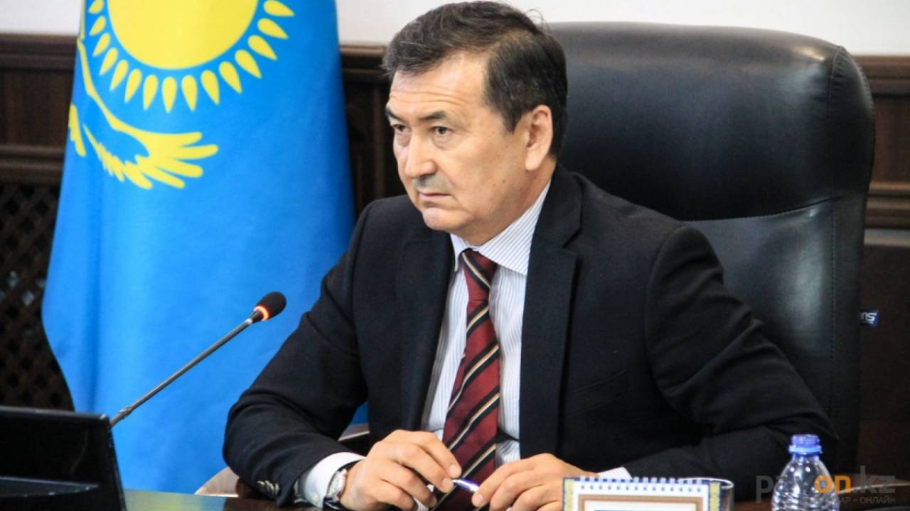 Жители Атырауской области рассказали депутату о проблемах региона