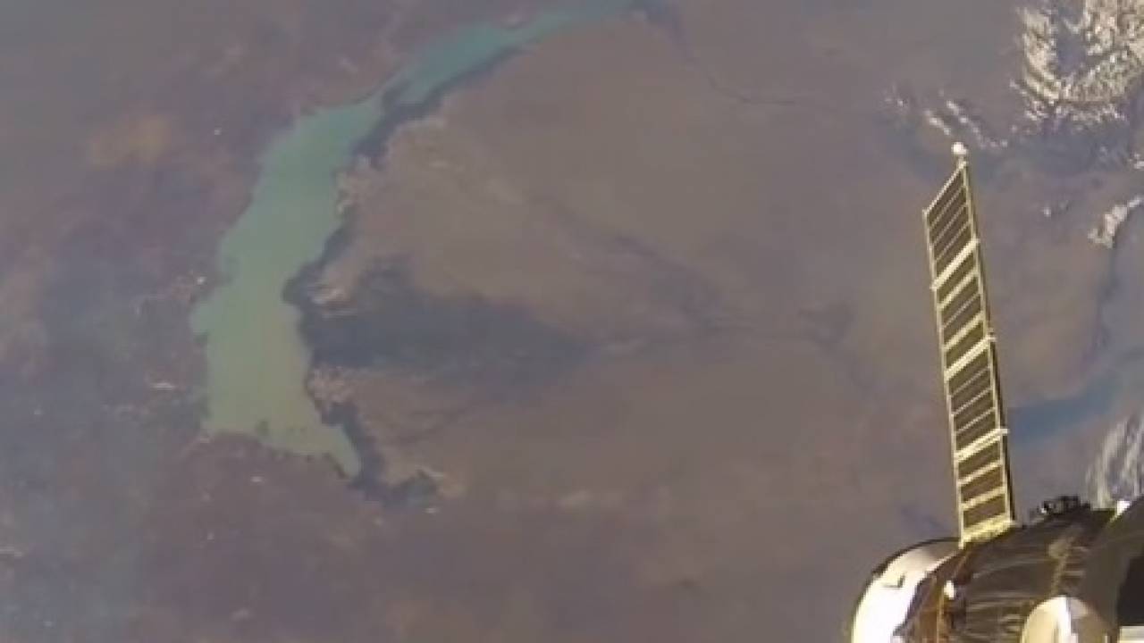 Балхаш сняли на видео из космоса