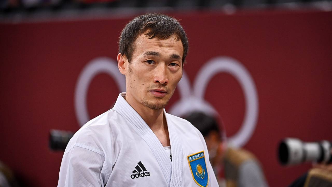 Казахстанец досрочно вышел в полуфинал Олимпийских игр