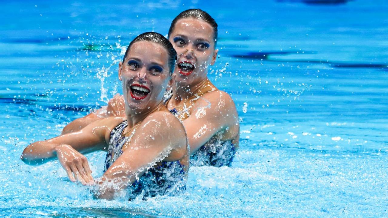 Казахстанки исполнили произвольную программу по артистическому плаванию на Олимпиаде