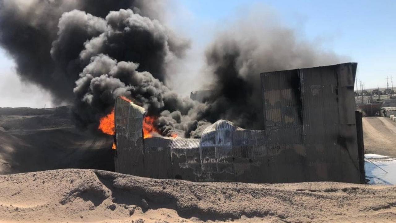 Потушен пожар на Актюбинском заводе ферросплавов